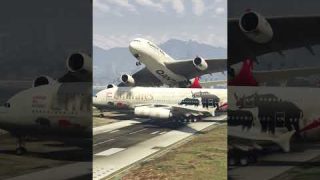 Airplane Accidently Came in the Runway During Landing Of A380…