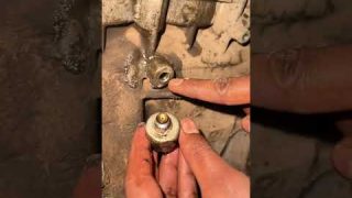 How to clean Oil Pressure Sensor? #oilpressuresensor #oilpressure #sensor #fypシ #rxmechanic
