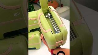 Electric Lunch box with food heating mechanism 🤗 #lunchbox