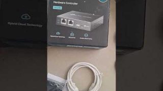 Tplink hardware controller #dubai #smarthome #dubai #gajatnuwa